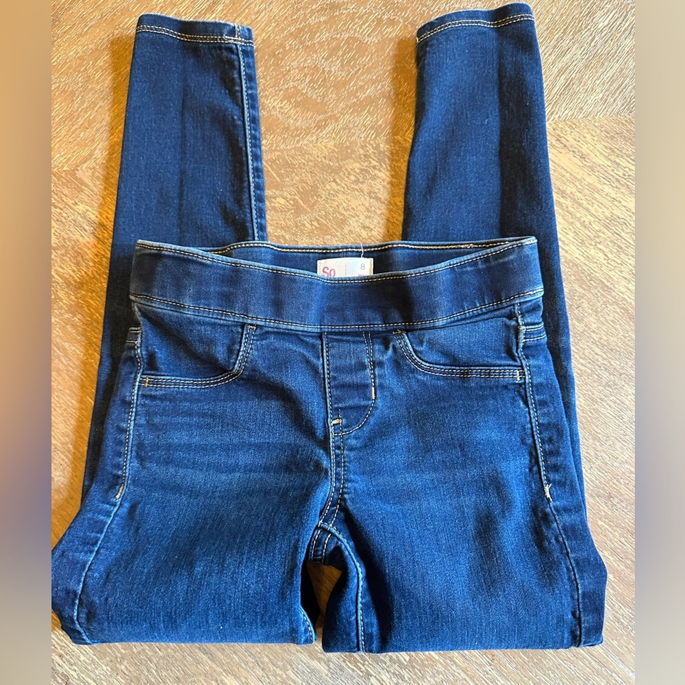 So Brand stretchy pull on skinny jeans (Girls size 8)